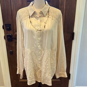 Johnny Was 100% Silk Long sleeve Ivory Embroidered Blouse